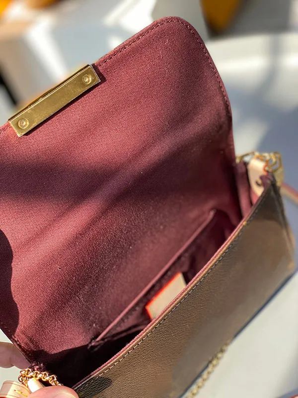 Real Leather Crossbody With Chain Strap Fashionable Womens Small