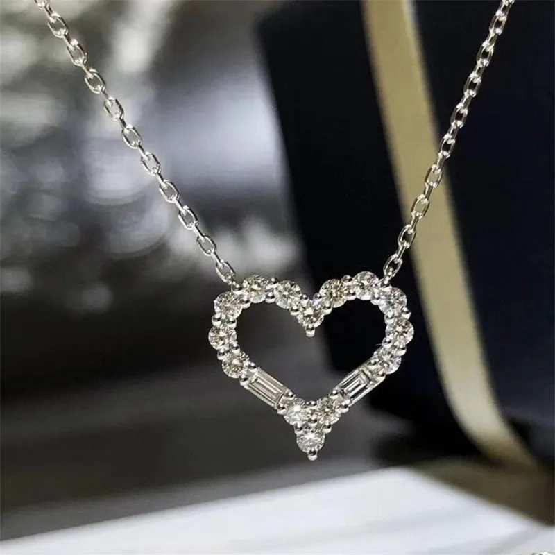 Ciondolo cuore nuovo di zecca classico semplice gioielleria raffinata argento sterling 925 topazio bianco diamante CZ amore donne regalo collana clavicola matrimonio