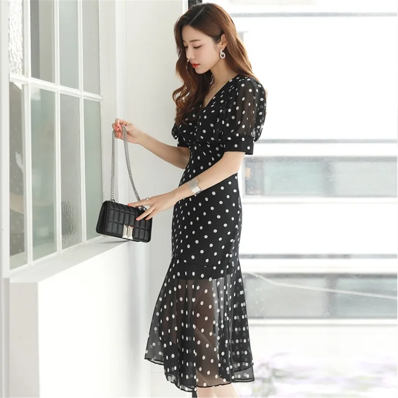 Black polka-dot dress for women Summer hubble bubble sleeve V neck backless Ladies Office Long Dresses 210602