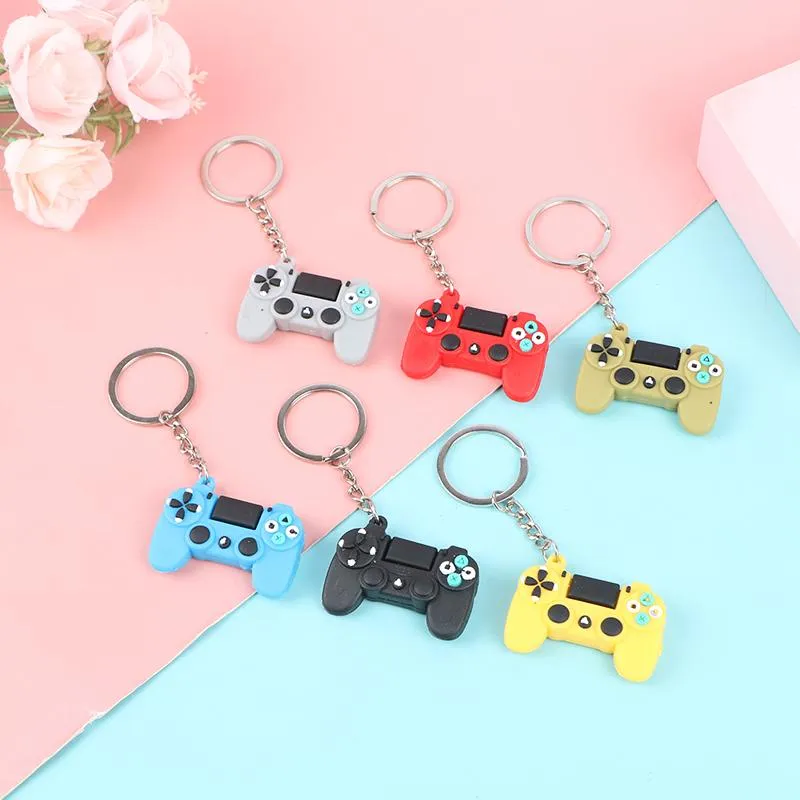 Keychains Creative Personality Simulation Game Keychain Ring Penant Par Key Chain Machine Car Bag CHARM269P