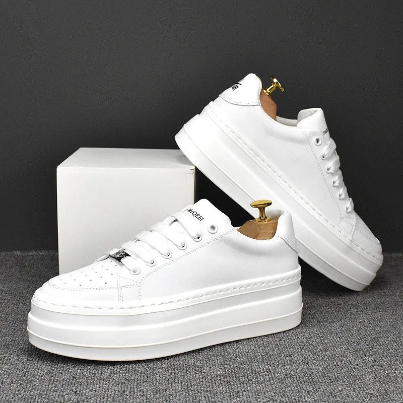 Fashion Men Business Wedding Scarpe White Lace-Up Sneaker casual Sneaker traspirante per esterni a piedi comodi mocassini maschili Y87