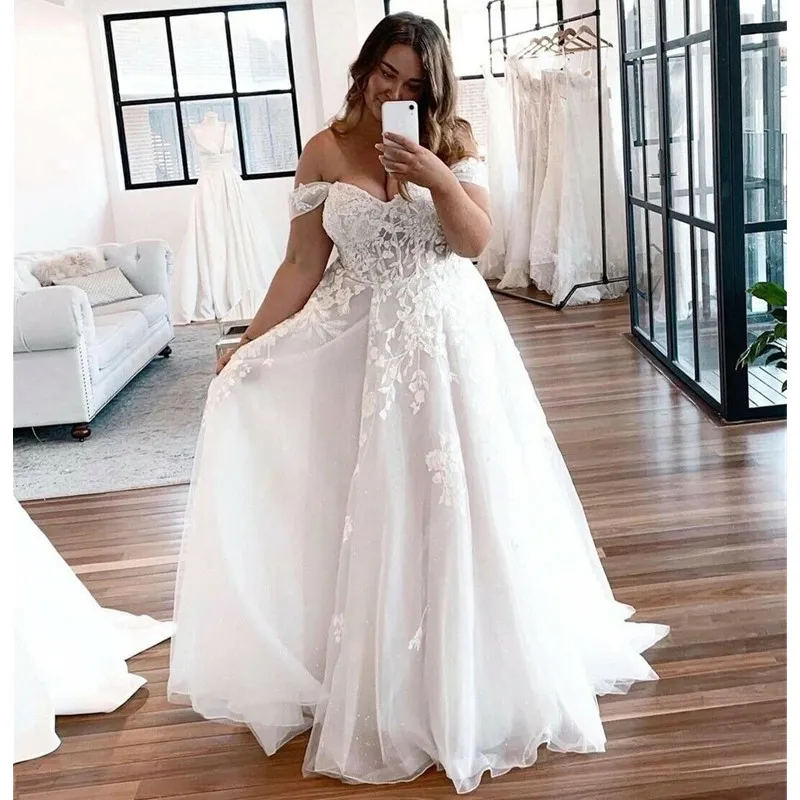 chinese dress ladies Strapless Floral Lace A-Line Wedding Dress with 3D Appliqués
