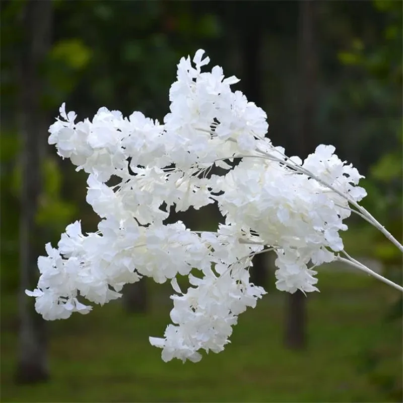 Jedwabny Gypsophila Sztuczne kwiaty do dekoracji domu Plastikowa łodyga Panna młoda Bukiet ślubny Mariage Cherry Blossom Fake Flower DIY ZZZE5159