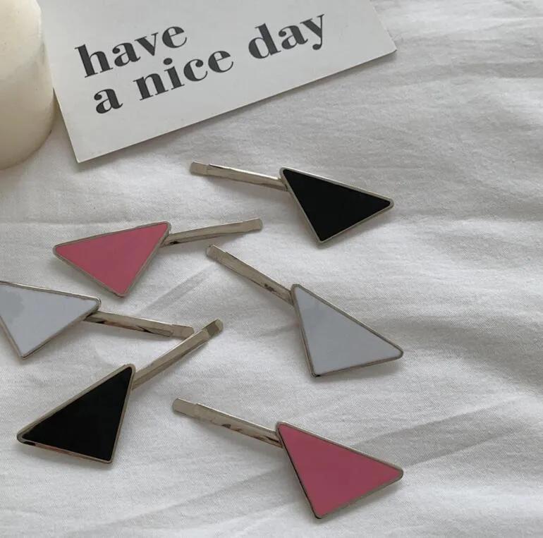 2021 Triangle V shape Letter Metal Hair Clip Hairband Comb Bobby Pin Barrette Hairpin Headdress Woman Fashion Hair Accessories