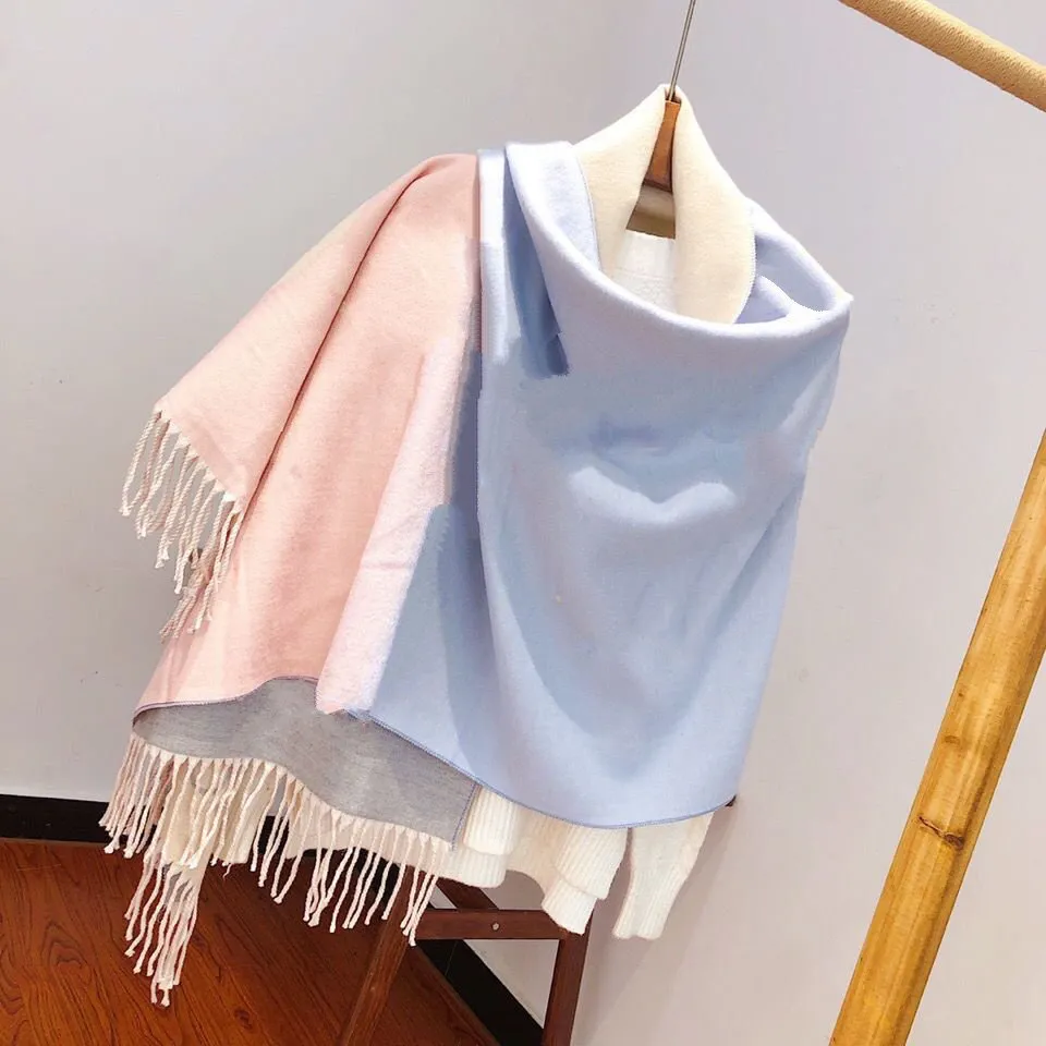 Gradient Cashmere Scarf För Kvinnor Höst Och Vinter Sjal Dubbel användning Tjock varm Trendig Bokstav Jacquard Långa Halsdukar Dubbel sida Färg Designer Dam Wrap Stor storlek