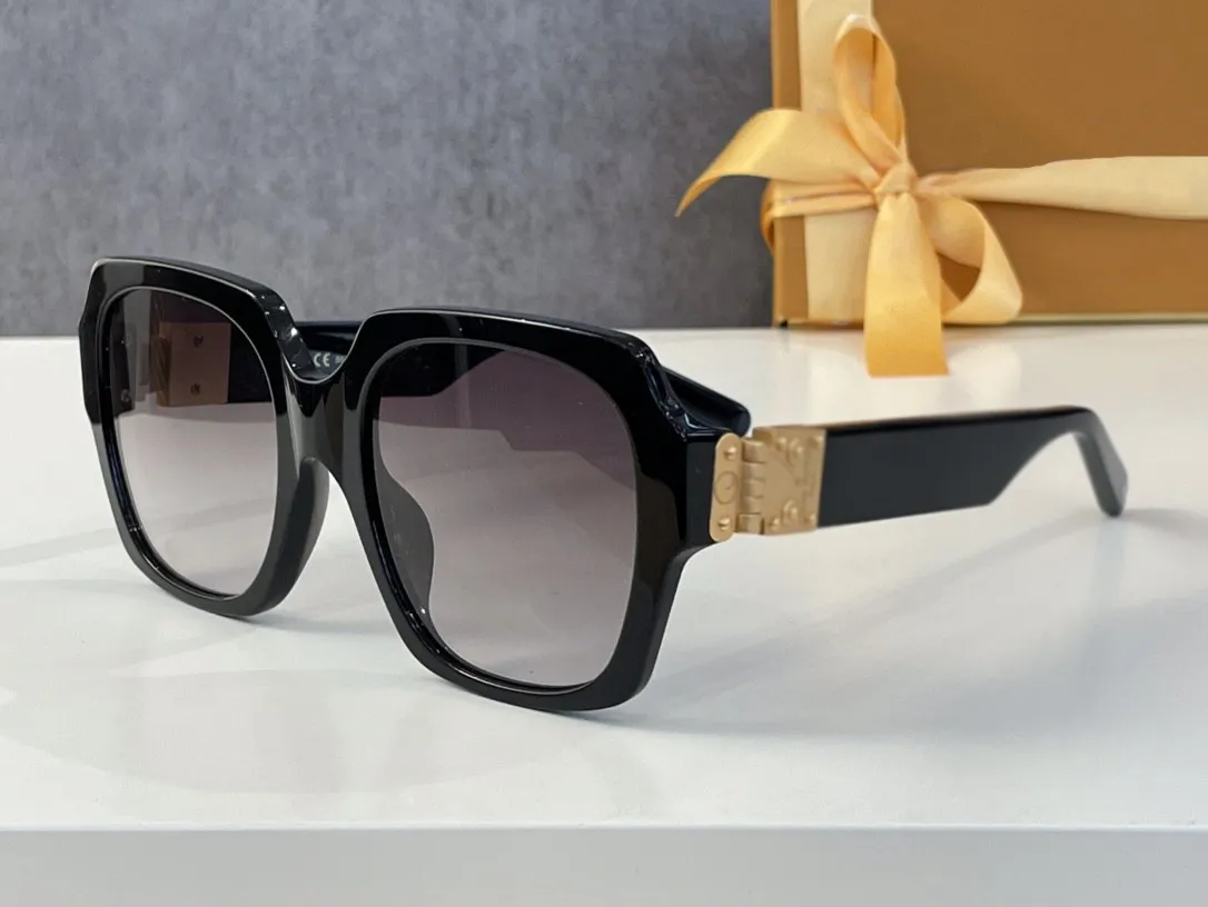 ROUIS Z1530 Topp Original Högkvalitativa Designer Solglasögon för Mens Berömda Fashionable Retro Luxury Brand Eyeglass Mode Design Kvinnor Glasögon med låda