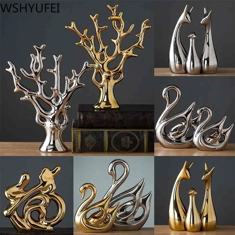 Modern Ceramic Animal Figurine Decorative Statue Deer Porcelain Home Desktop Decor Christmas Birthday Wedding Gift 210924