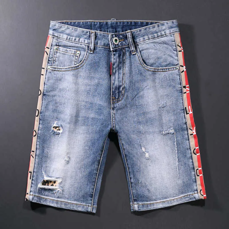 Summer Fashion Designer Men Jeans High Quality Retro Blue Stripe Spliced Ripped Denim Shorts Streetwear Hip Hop Short R7QI
