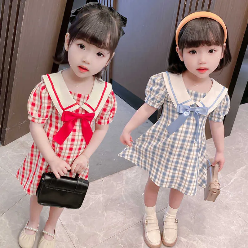 Summer Girls 'Dress 2021 Skolstudent Stil Puff Sleeve Plaid Lapel Sweet Princess Dress Baby Barn Barnkläder för GIR Q0716