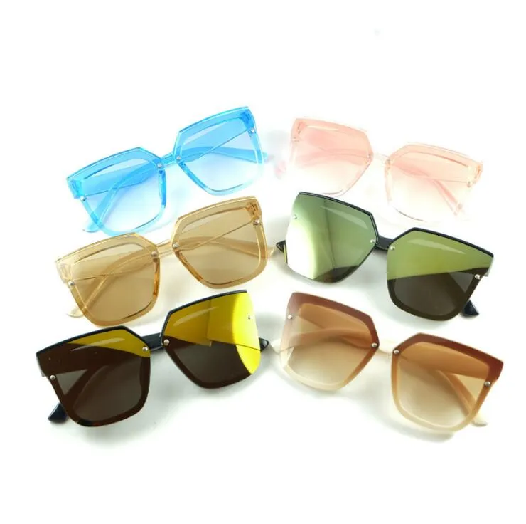 Vintage Butterfly Square Sunglasses Gradient Lens UV400 Protection Vintage Butterfly Square Sunglasses Gradient Lens UV400  main image 2