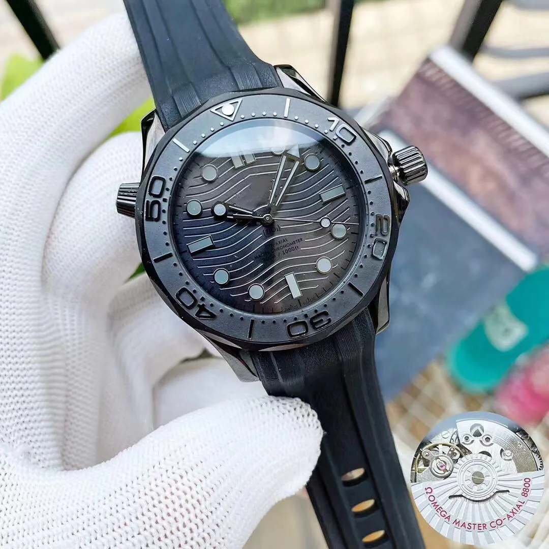 Luxury Mens Watches 300 Meter Dive Dive's helt nya Carbon Black Super-Luminnova Luminous Coating Leather Fine Steel Watchband 280y