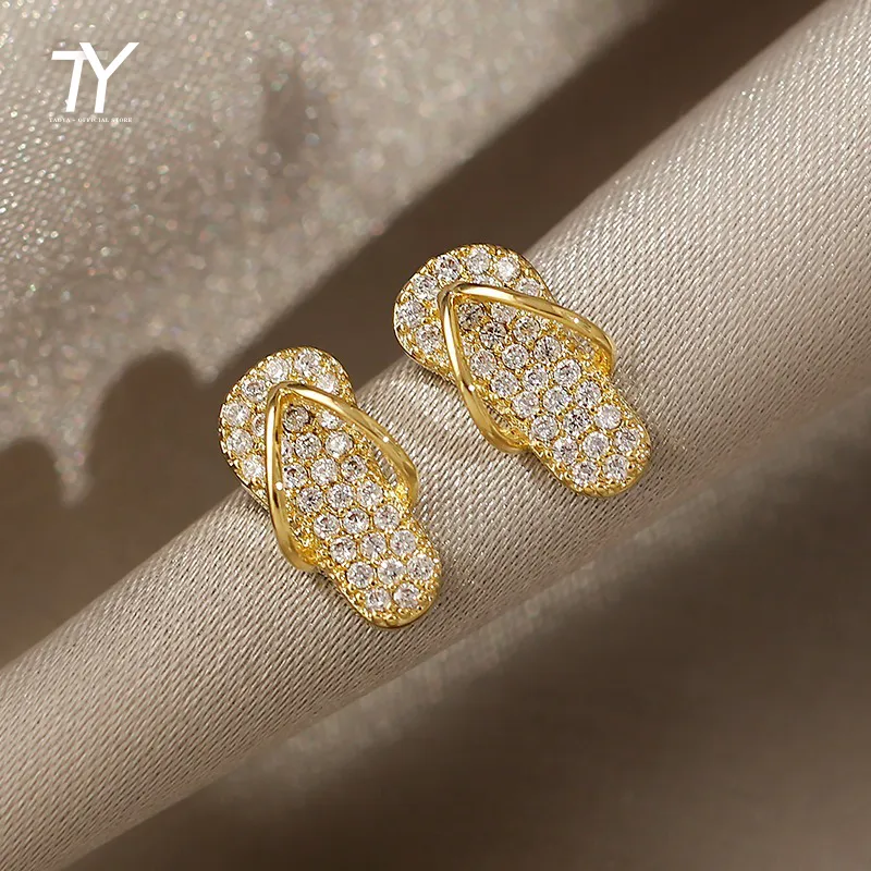 Stylish small earrings hotsell
