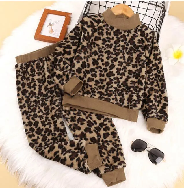 Roupas de meninas de bebê conjuntos nova primavera e outono crianças terno t-shirt bonito com cópia morno de impressão de leopardo