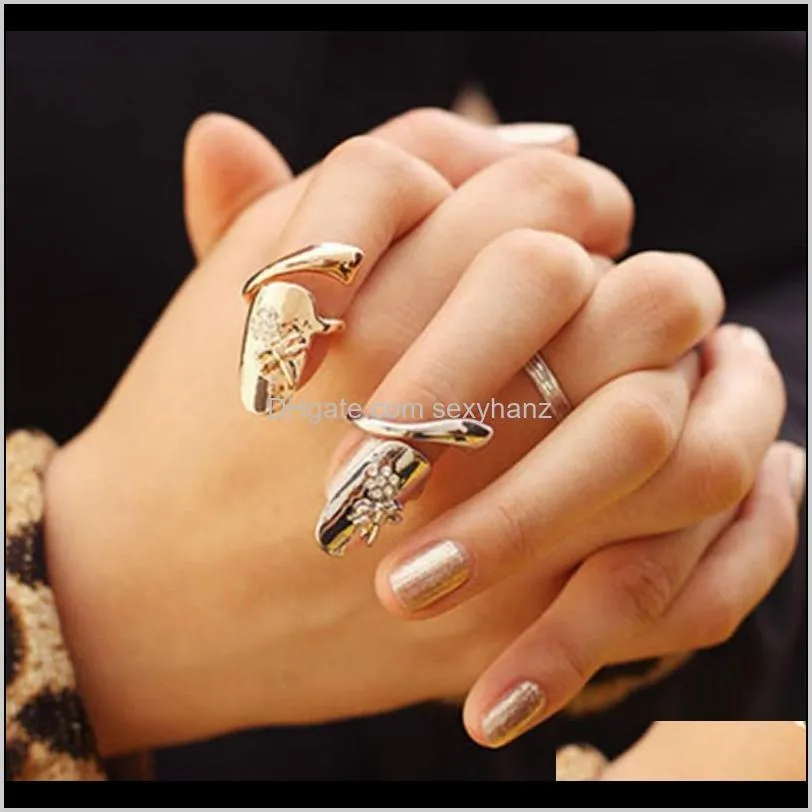 Sieraden Dragonfly Bloem Rhinestone Nail Retro Koningin Mode Vinger Ringen Exquisite Leuke Band Ring Gold Sier Drop Leverings 2021 2SCER