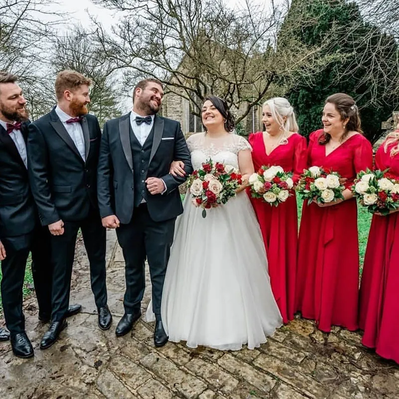 Robes de demoiselle d'honneur de couleur rouge une ligne col en V manches longues longueur de plancher printemps été robes de demoiselle d'honneur mariage invité sur mesure plus la taille disponible