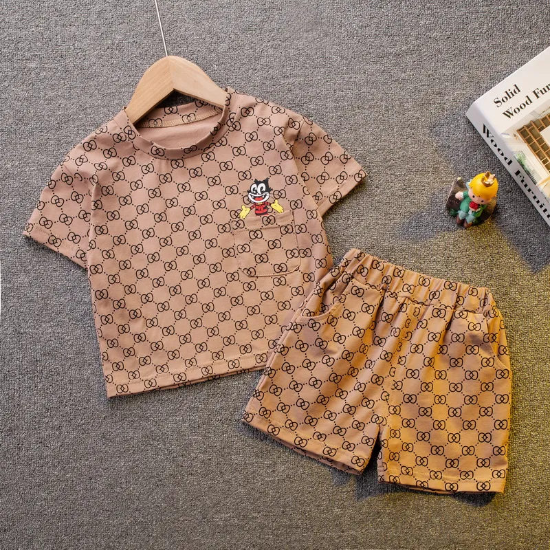 Nya 0-5 år sommarpojke kläder set casual mode aktiv tecknad t-shirt + byxa barn barn baby toddler pojke kläder