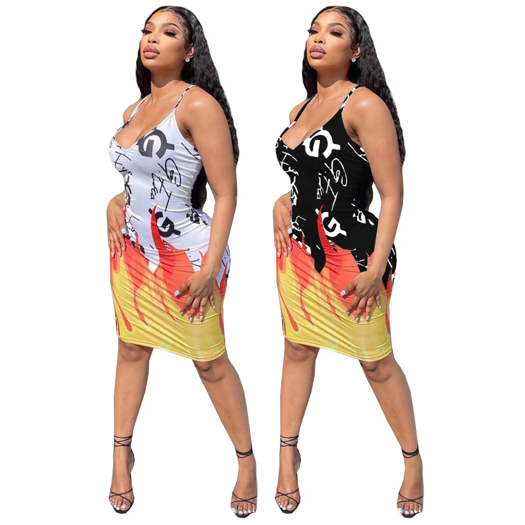 Casual Dresses Summer Women AT5126 2021 Våruropeisk och Amerikanska Kvinnors Slim Printed Dress Design Fashion Flame Letter Print