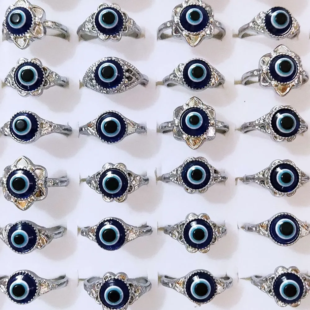 Lots en vrac 50 pcs Evil Devil's Eye Anneau Hip hop Gothique Vintage Argent Alliage Anneaux Mâle Femelle À La Mode Partie Bijoux