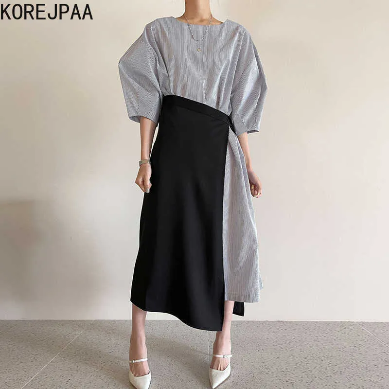 Korjpaa Kvinnor Sommar Sommar Koreanskt Temperament Rund Neck Loose Puff Sleeve Striped Dress High Waist Side One Button Förkläde 210526