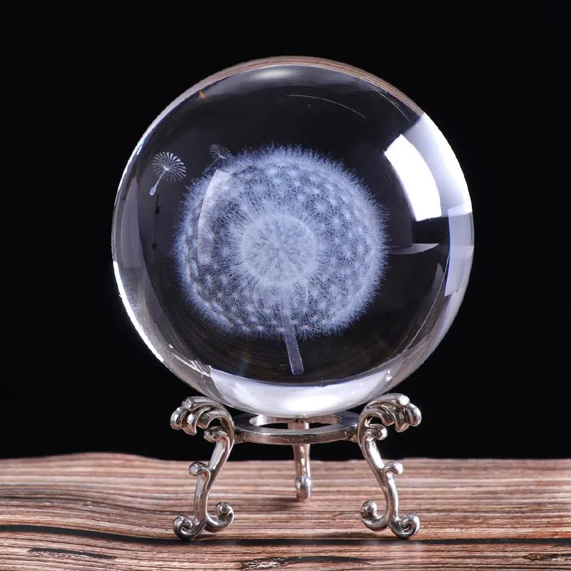 Articles de nouveauté 60mm / 80mm Boule de pissenlit miniature en cristal 3D Laser gravé en verre Artisanat Sphère Décoration de la maison Ornement Cadeau d'anniversaire Feng Sh