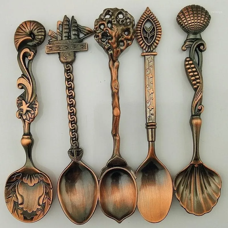 Cucchiai di alta qualità 5 pezzi / set Regali di cucchiaio in acciaio inossidabile per caffè retrò creativo Set vintage