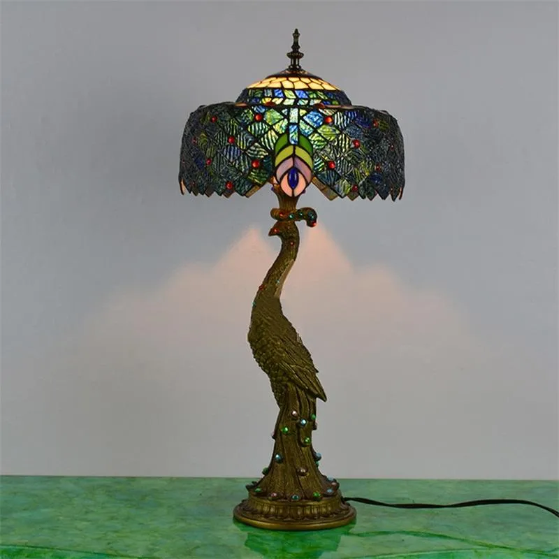Lampade da tavolo 86 Luce Tiffany Lampada Peacock Retrò Retrò Decorazione creativa LED Light per la casa