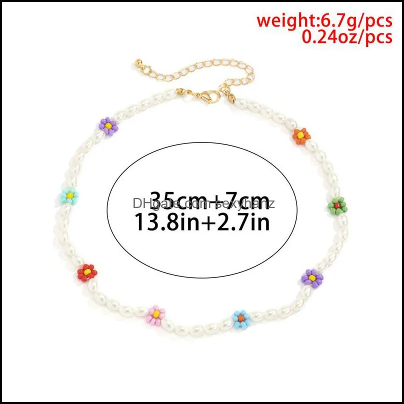 Europe Imitation Pearl Flower Beaded Necklace Retro Daisy Rice Beads Clavicle Chain Women Beach Vacation Summer Party Necklaces Jewelry