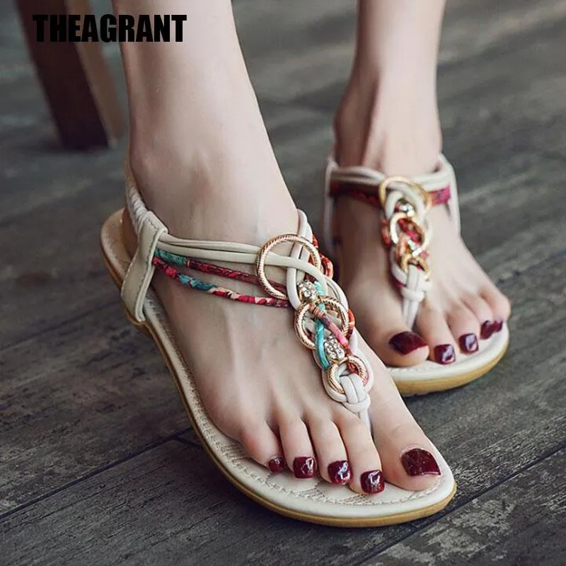 theagant Flat Sandals 2021 الصيف العرقي المصارع الظهر الخلفي حزام مشبك الوجه يتخبط Crystal Boho Beach Shoes Woman Slip on WSS3034