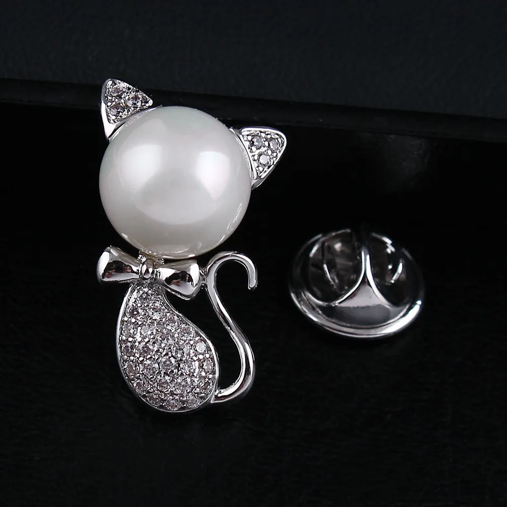 Cat Lady Cute Fashion Brosch Collar Pin Buckle Micro-Inlaid Gem High-end Pearl Creative Corsage med Tillbehör