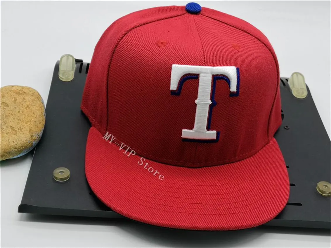 Heiße Texas-Mützen, coole Baseball-Kappen für Erwachsene, flacher Schirm, Hip-Hop-Buchstabe T, rote Mütze für Männer und Frauen, vollständig geschlossen