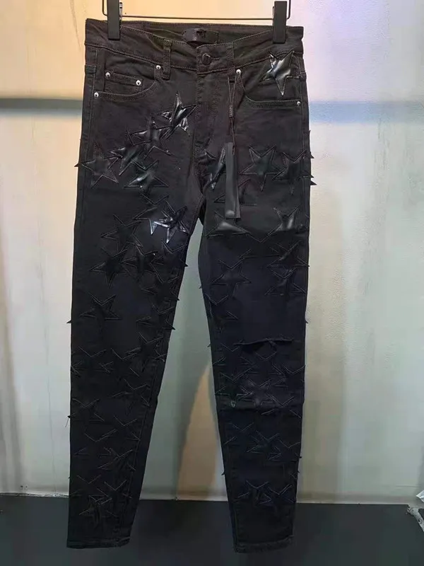 21S Mens Jeans Luxurys Designer Ricamo Design Full Pantaloni neri a cinque stelle Lettera Leg Classic Applique Fori di moda Motociclista Slim Skinny Washed Jean