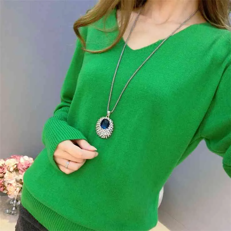 Fashion Women's Pullover Sweater Lady V-neck Batwing Sleeve Cashmere Wool Knitted Solid Color Wear Loose Size 4XL 210918