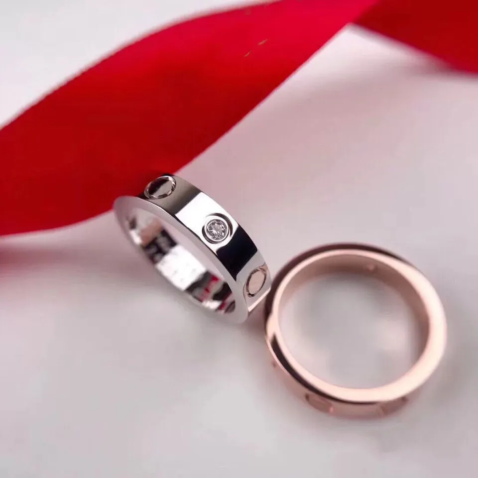 Anéis de amor de 4 a 6 mm para mulheres e homens de luxo, joias de designer, moda clássica, anel de ouro rosa, amante, anel delicado, joias tamanho 5-11 anéis