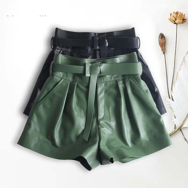 Kvinnor harajuku äkta läderknopp pläterade falbala shorts med bälte femme hög midja hhaki / grön casual mujer sexig booty shorts 210301