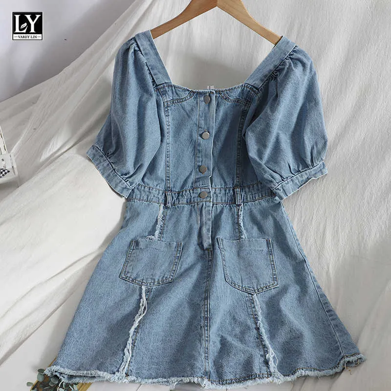 LY Varey Lin Summer Women Sweet Button Pocket High Paist Dżinsowe Suknie Casual Puff Rękaw Square Collar A-Line 210526