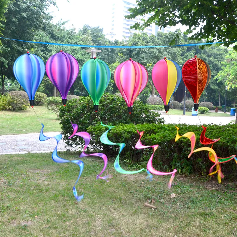 2020 neue Regenbogen-Streifengitter-Windsack, Heißluftballon-Windspinner, Garten, Hof, Außendekoration, auf Lager, Gcuec Kobon 2854 Q2