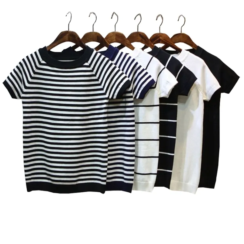 Sommar Kortärmad Striped Pullover Kvinnor Tröja Stickade Tröjor O-Hals Toppar Koreanska Pull Femme Jumper Kvinna Vit Svart 210812