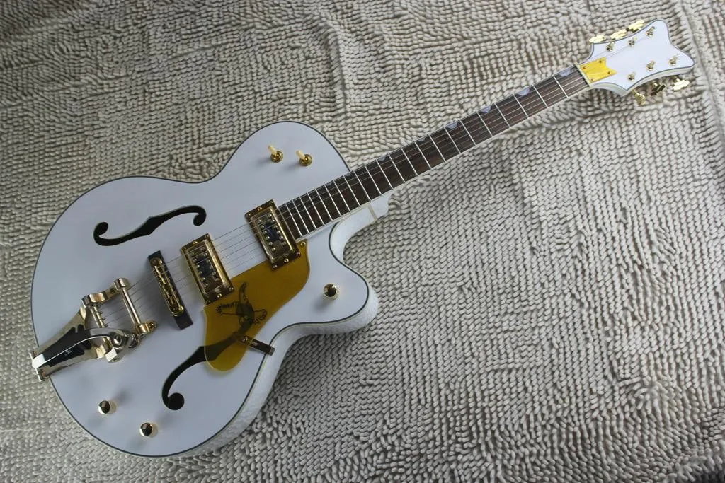 The White Falcon Jazz Elektrische Gitaar Hollow Body Electric-Jazz-Guitar Hoge Kwaliteit Gebogen Guitare met groot tremolo-systeem