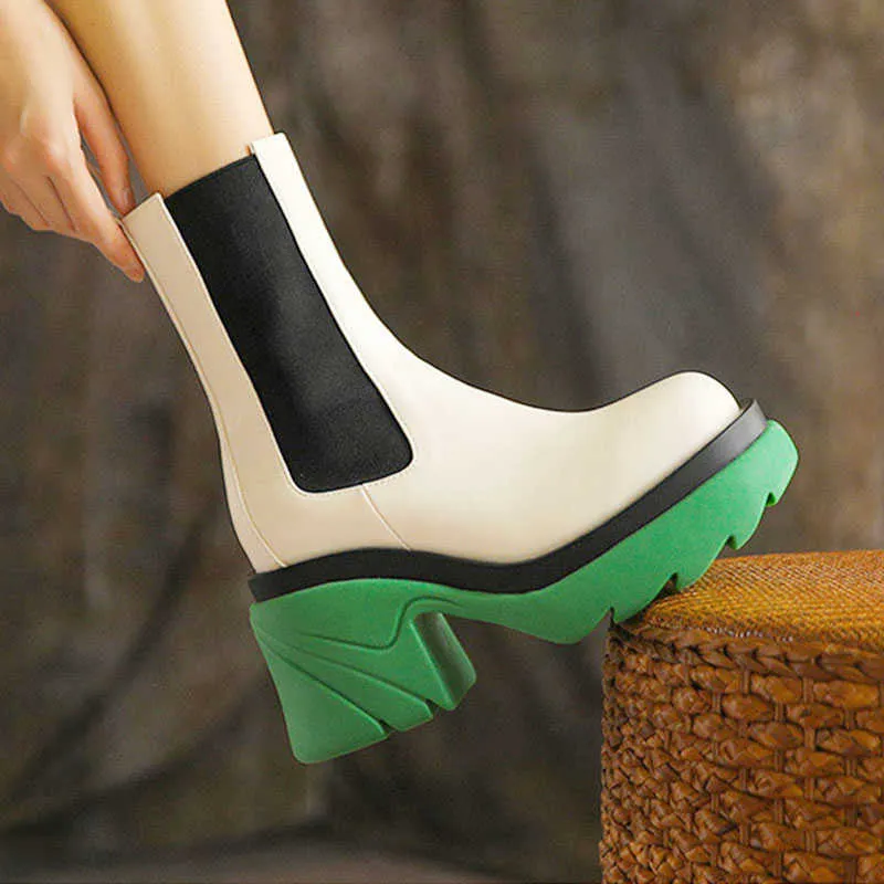 النساء الأحذية الكاحل مختلطة اللون أسفل الأحذية منصة زلة على أحذية السيدات الرجعية عارضة الإناث أحذية المطر الأزياء 2021 جديد Y0914