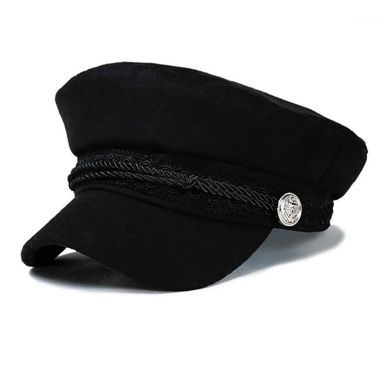 Boinas Moda en blanco Black Black High Calidad Gorra Militar Para Las Mujeres Primavera Otoño Invierno Sombreros Fieltro Cap Damas Boina