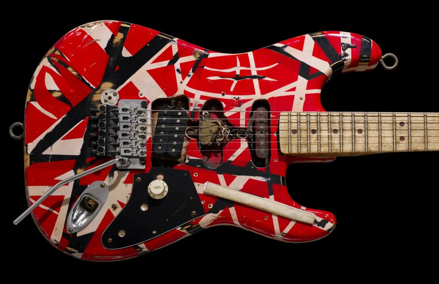 En stock Heavy Relic Edward Van Halen Guitare électrique noire à rayures blanches rouges Floyd Rose Tremolo Bridge Whammy Bar, corps en aulne, manche en érable