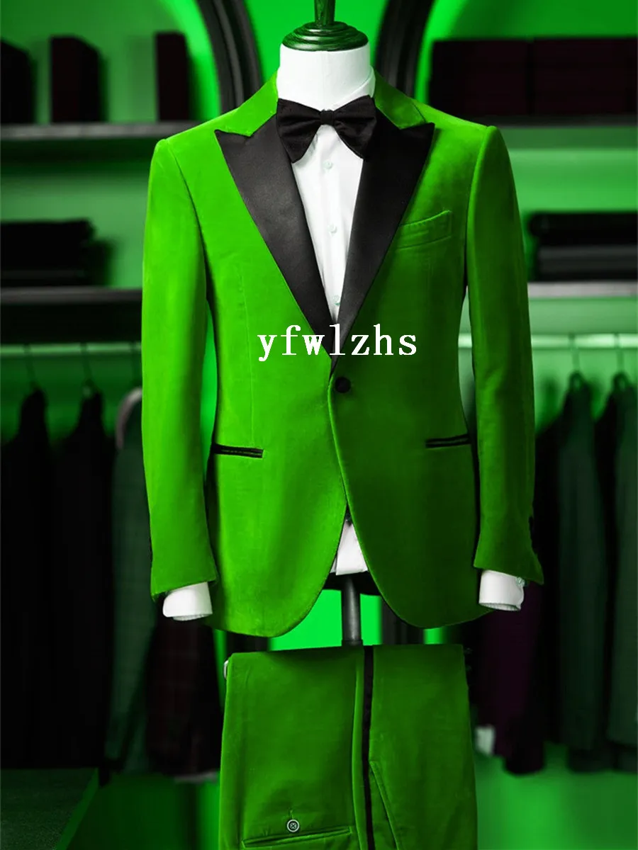 인기있는 Velveteen Groomsmen 잘 생긴 피크 옷깃 신랑 턱시도 남자 정장 결혼식 / 무도회 최고의 남자 블레이저 (자켓 + 현대 + 넥타이) Y272
