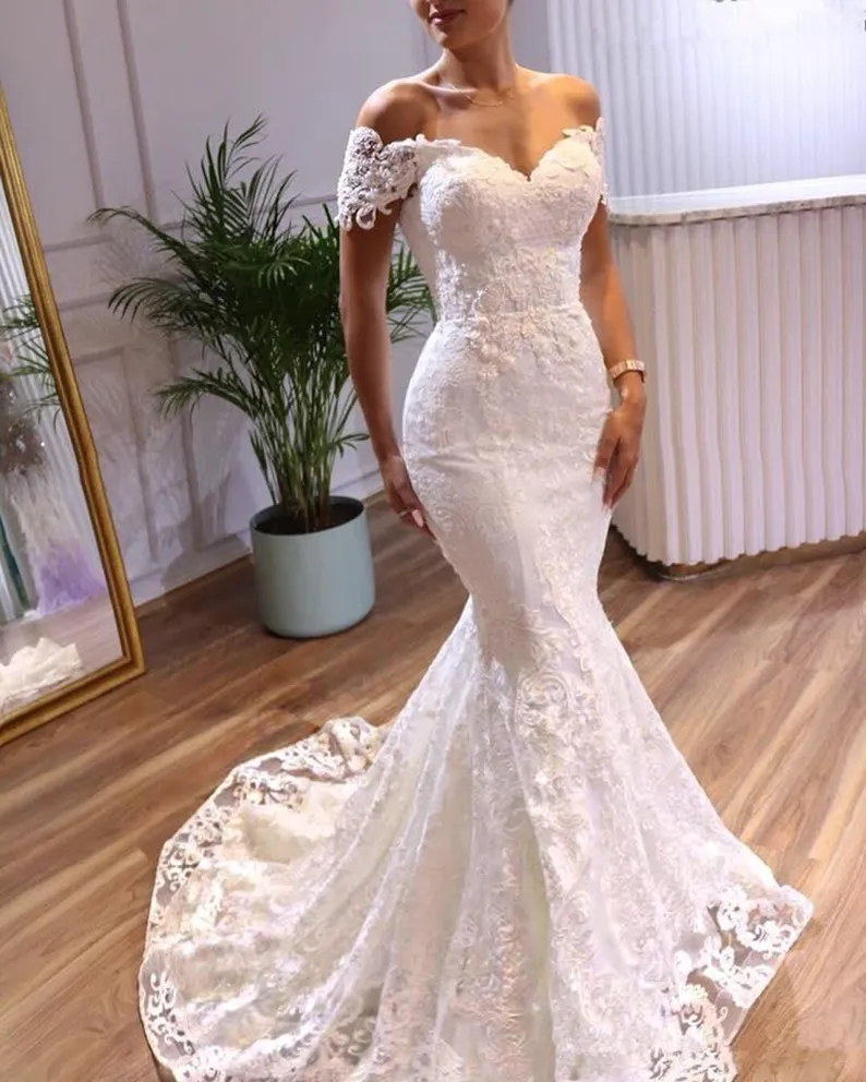 Mermaid wedding dress on sale for short bride