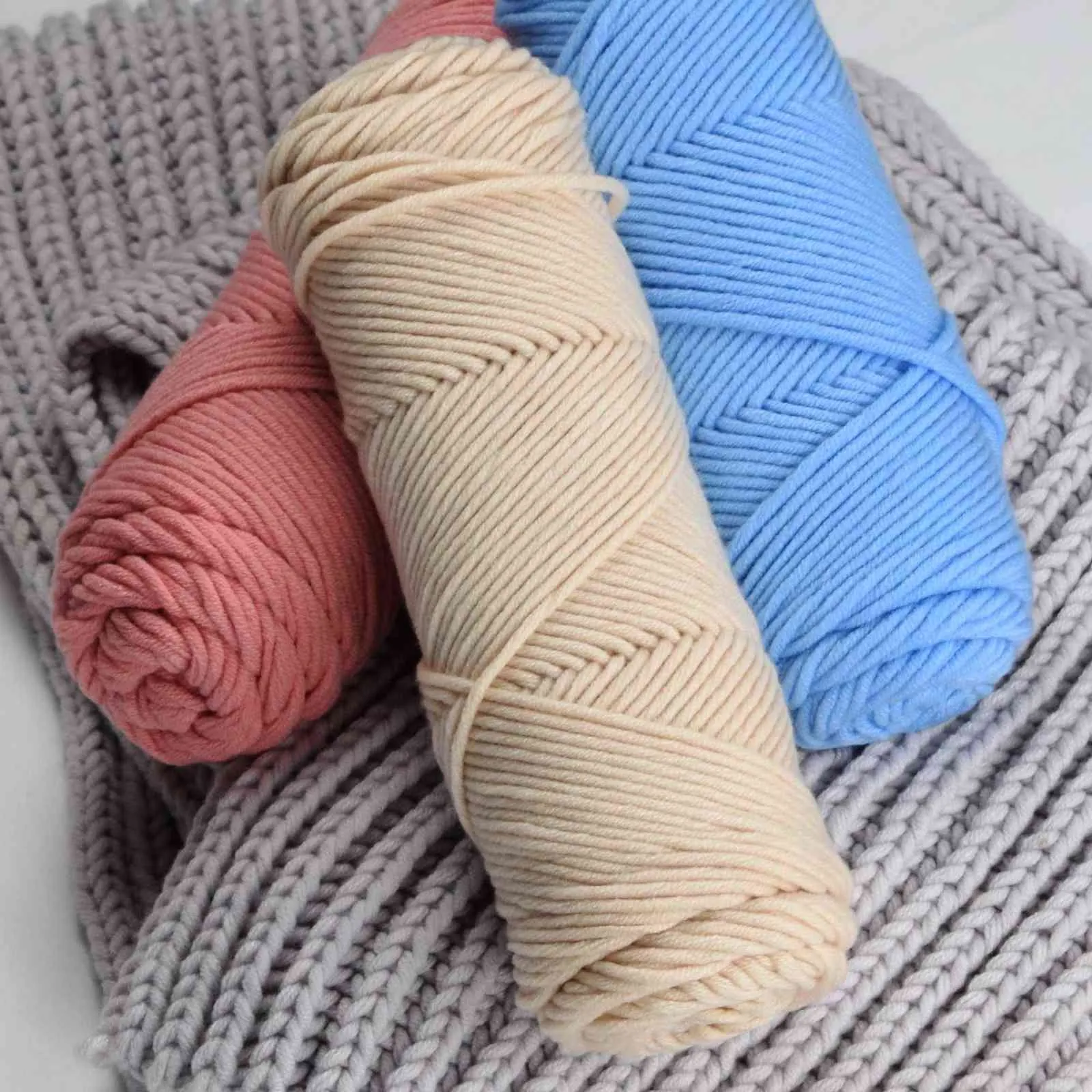 1pc 100g / Pcsチャンキー糸ウールのブレンド手編みスカーフセーターブランケット帽子柔らかい糸かぎ針編み綿のおもちゃDIY糸ニットY211129