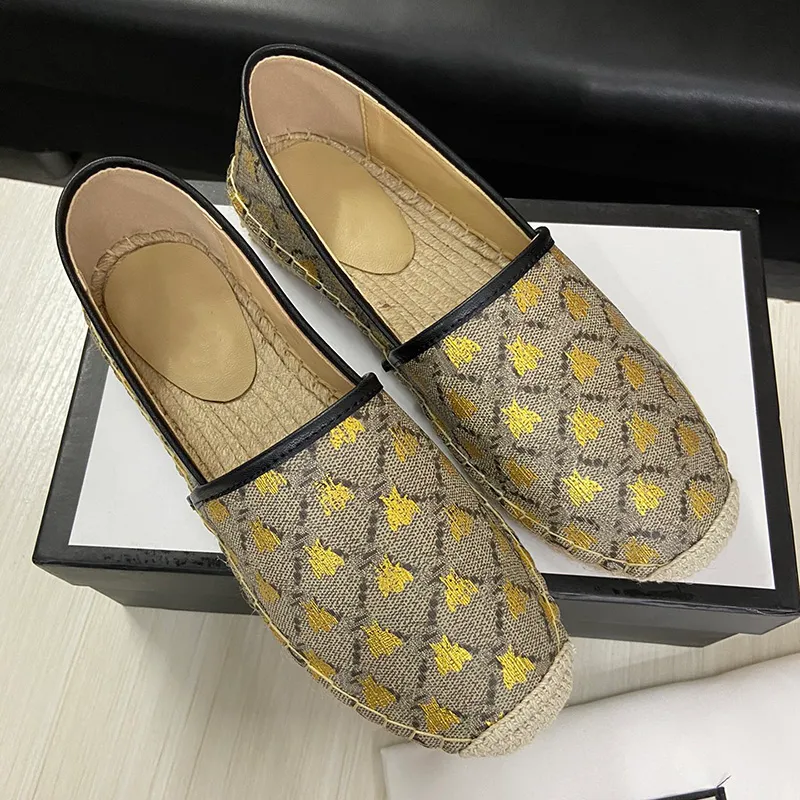 Tasarımcı Balıkçı Espadrilles Tuval Baskı Ayakkabı İtalya Vintage Kadın Arı Hakiki Deri Sandalet Kadın Düz Topuk Saman Slaytlar Sandal Luxurys Tasarımcılar Ayakkabı