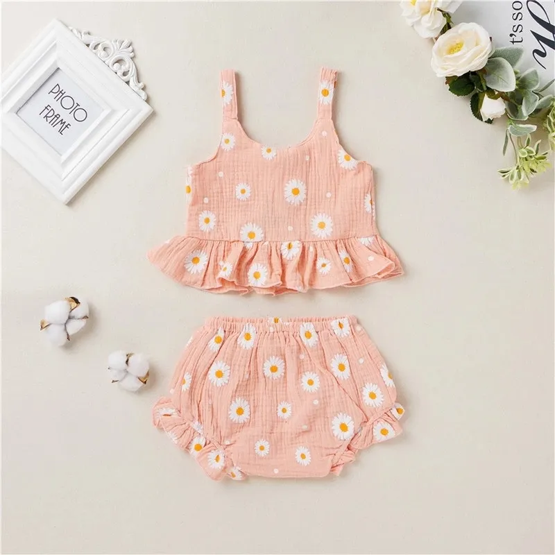 1-5Y-Summer-Toddler-Kids-Girls-Clothes-Sets-Sling-Ruffles-Button-Crop-Tops-High-Waist-Shorts.jpg_Q90.jpg_.webp (1)