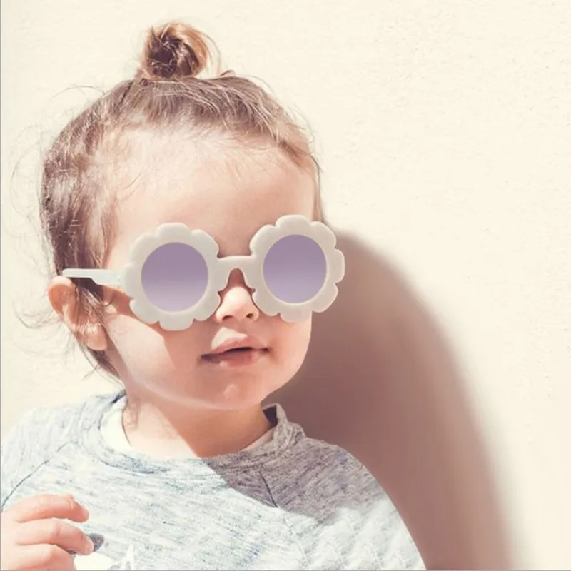 Güneş Çiçek Yuvarlak Sevimli Çocuk Güneş Gözlüğü UV400 Boy Kızlar için Toddler Güzel Bebek Güneş Gözlükleri Çocuk Ayna Degrade
