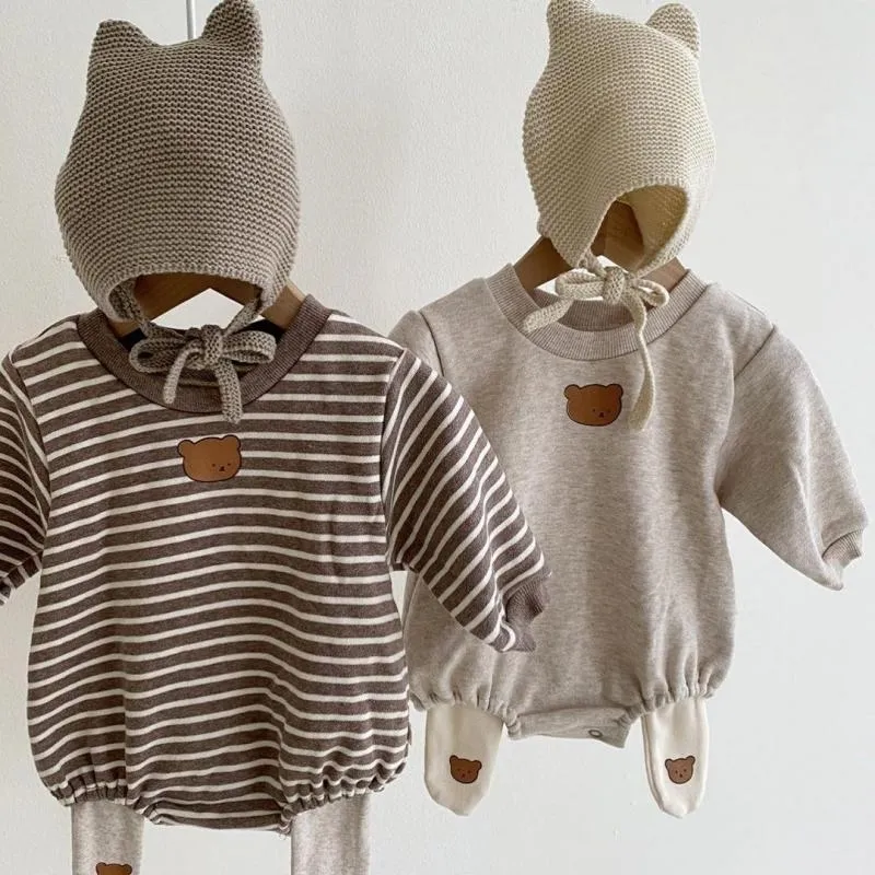 Inverno meninos recém-nascidos meninas roupas mais veludo quente bodysuit algodão manga longa macacão bonito urso imprimir roupa de bebê 210309