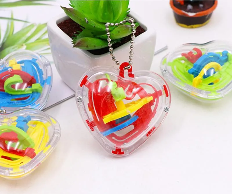 Heart-shaped Ball Maze Children`s Educational Toys Small Gifts Kindergarten Prizes Gifts Supply Toy Stalls