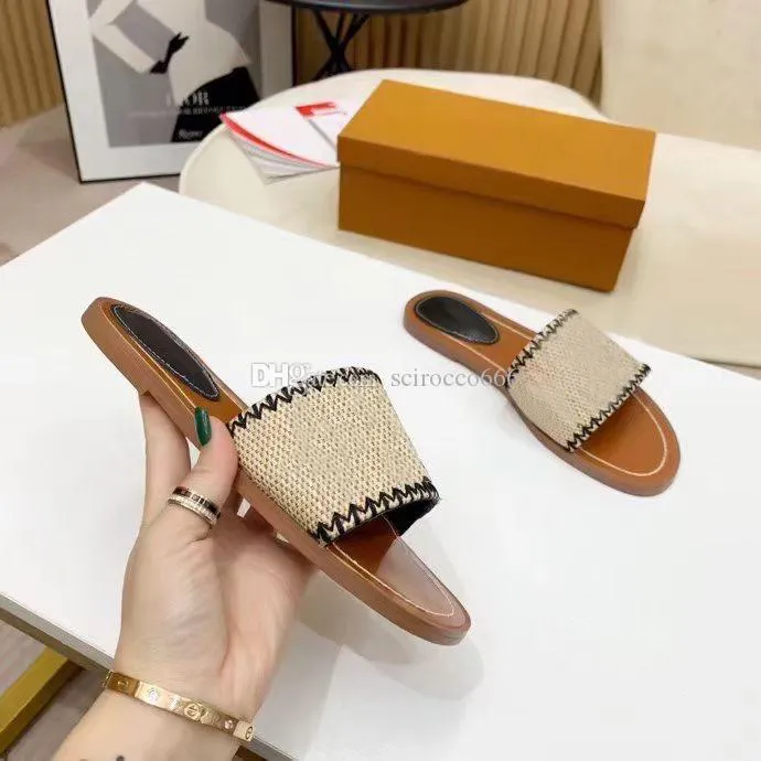 2021 women slippers top quality outdoor banquet Slide shoes pp straw summer leather sandals multicolor flat heel Mule letter Size 35-42